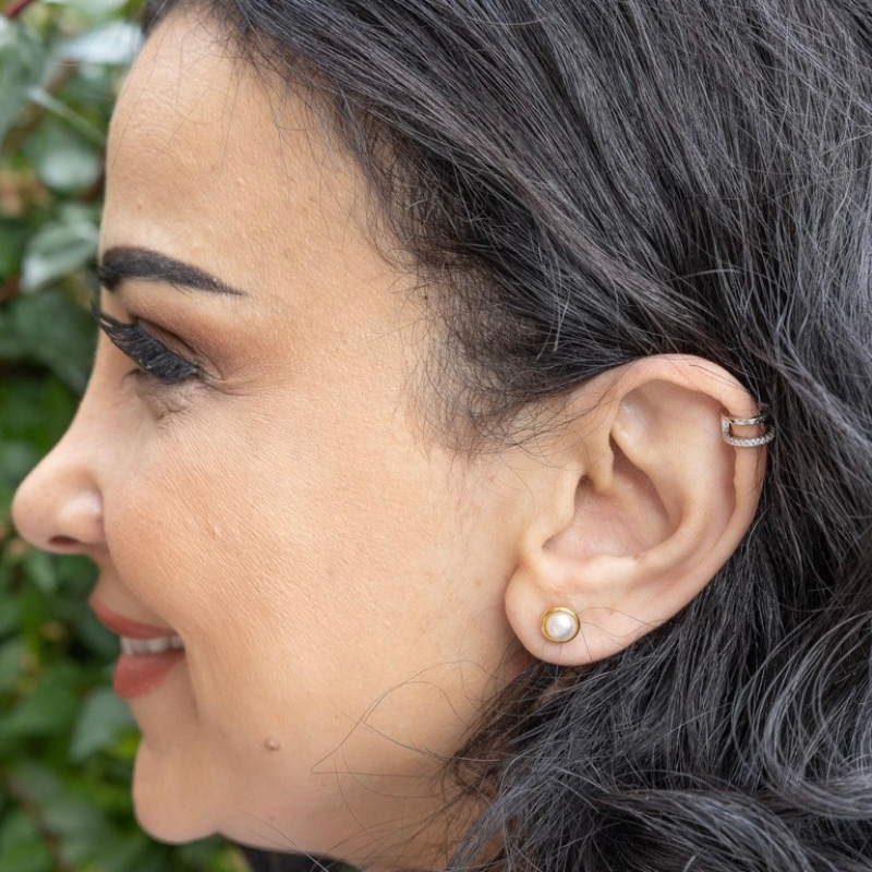 The pearl earring